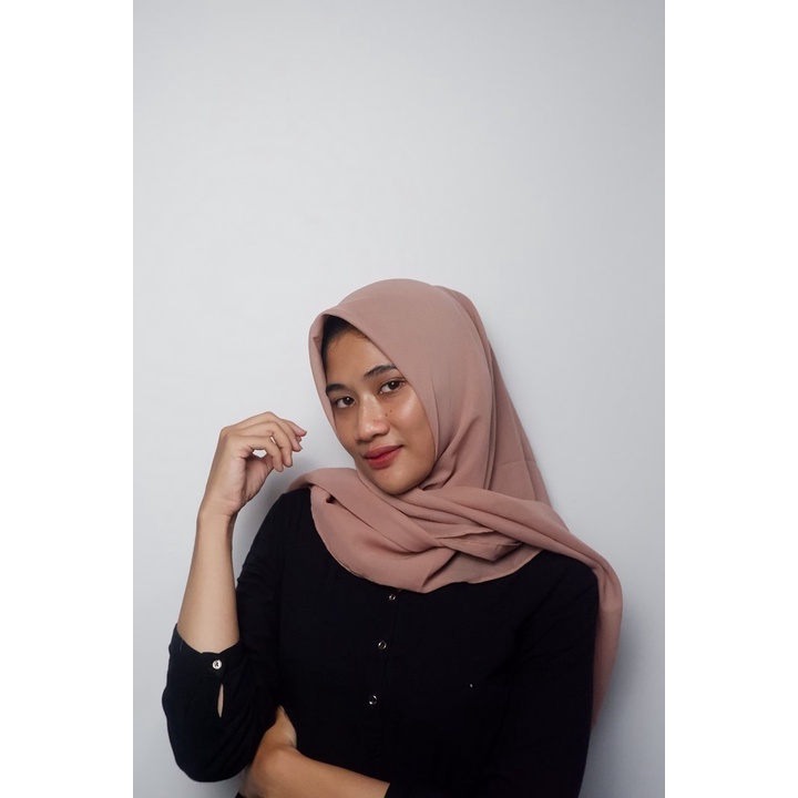 50 warna BELLA SQUARE JILBAB SEGI EMPAT POLLYCOTTON-bella moca