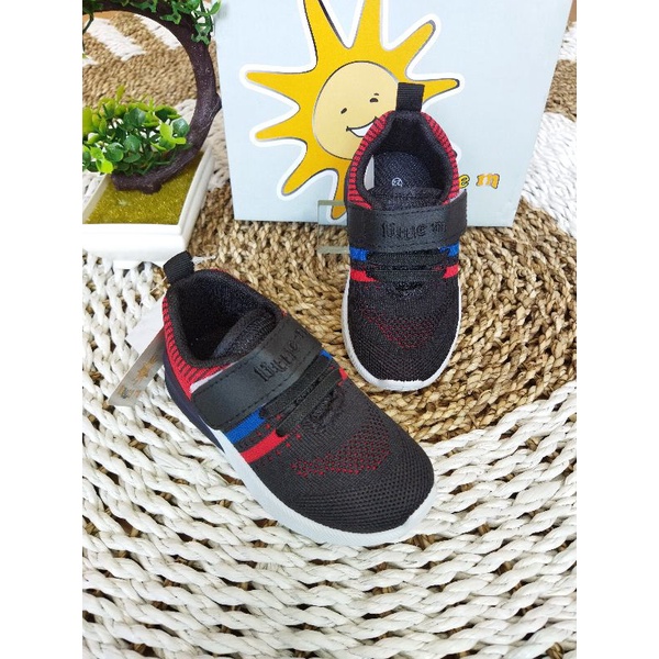 Sepatu anak Little M ori matahari