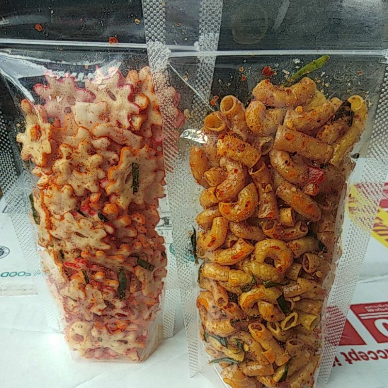 

seblak makaroni sebring