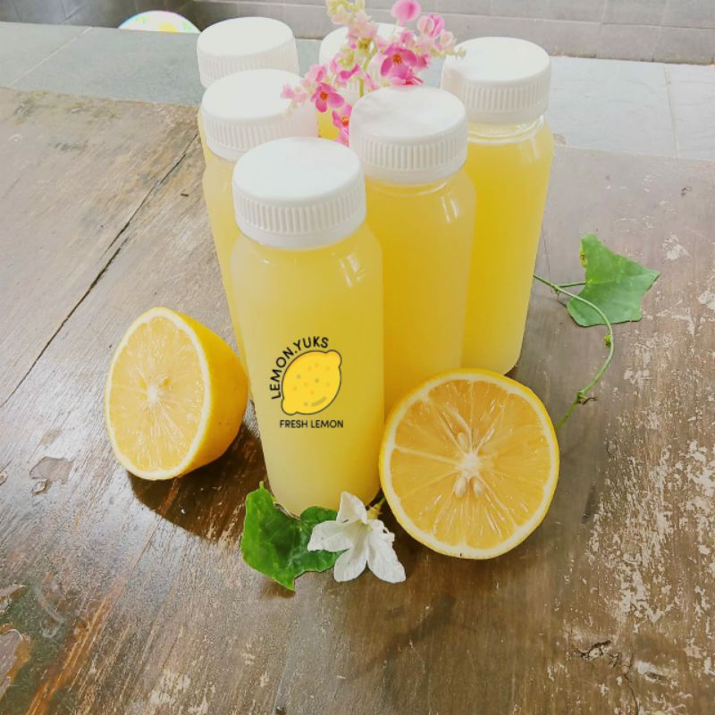 

Lemon,yuks! Sari Lemon Asli (100% lemon-based) 250ml