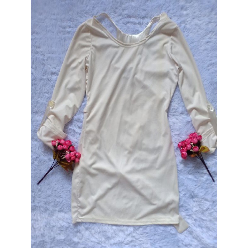 Preloved Dress lengan panjang warna putih