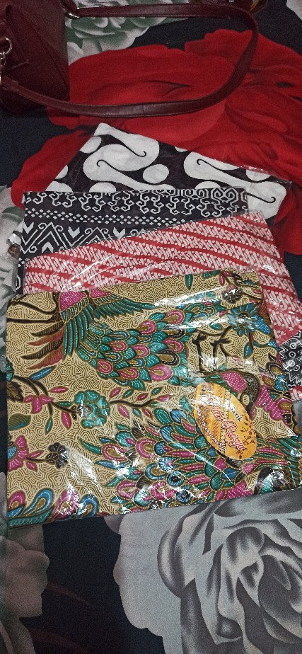 Blus Ziggy Capucino Emillia Baju Atasan Wanita Batik Etnik