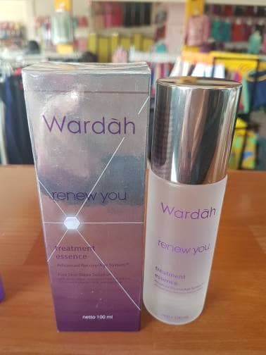 Wardah Renew you essense toner 100ml