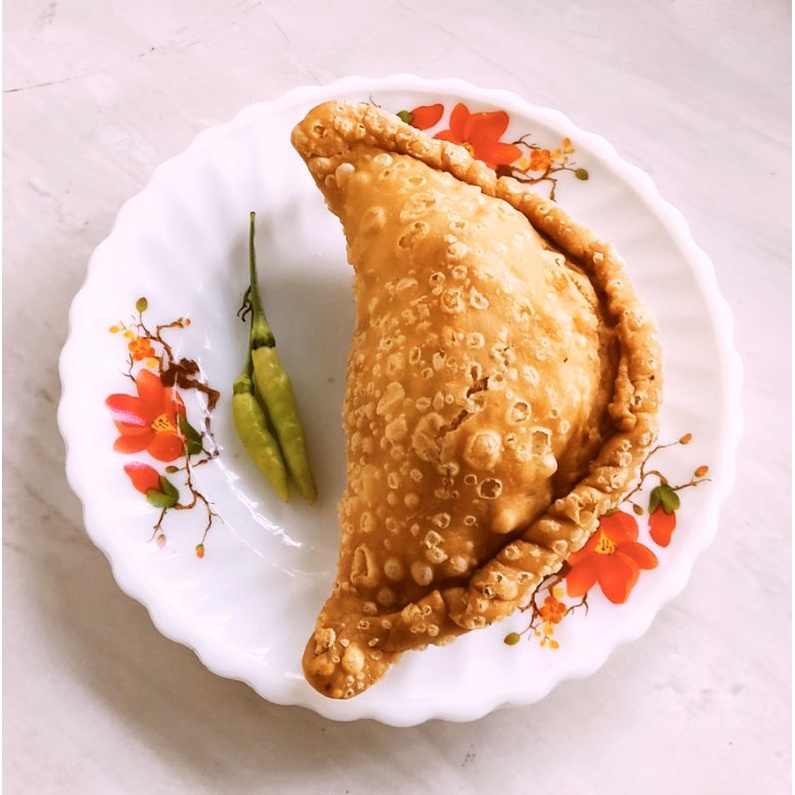 

surabaya pastel ndut kriuk