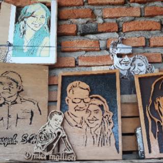 Mural kayu bahan multiplex kayu sungkai bagraund nya ulin Mural kayu bahan multiplex kayu sungkai bagraund nya ulin