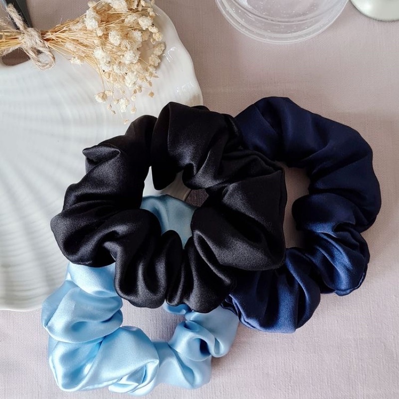 ikat rambut scrunchies  satin real pict scrunchie besar kecil ikat rambut ngembang scrunchie