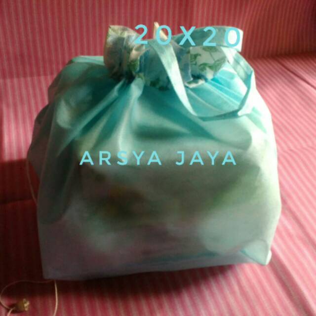 Tas serut 20x20 /tas hajatan/tas goodie bag serut murah