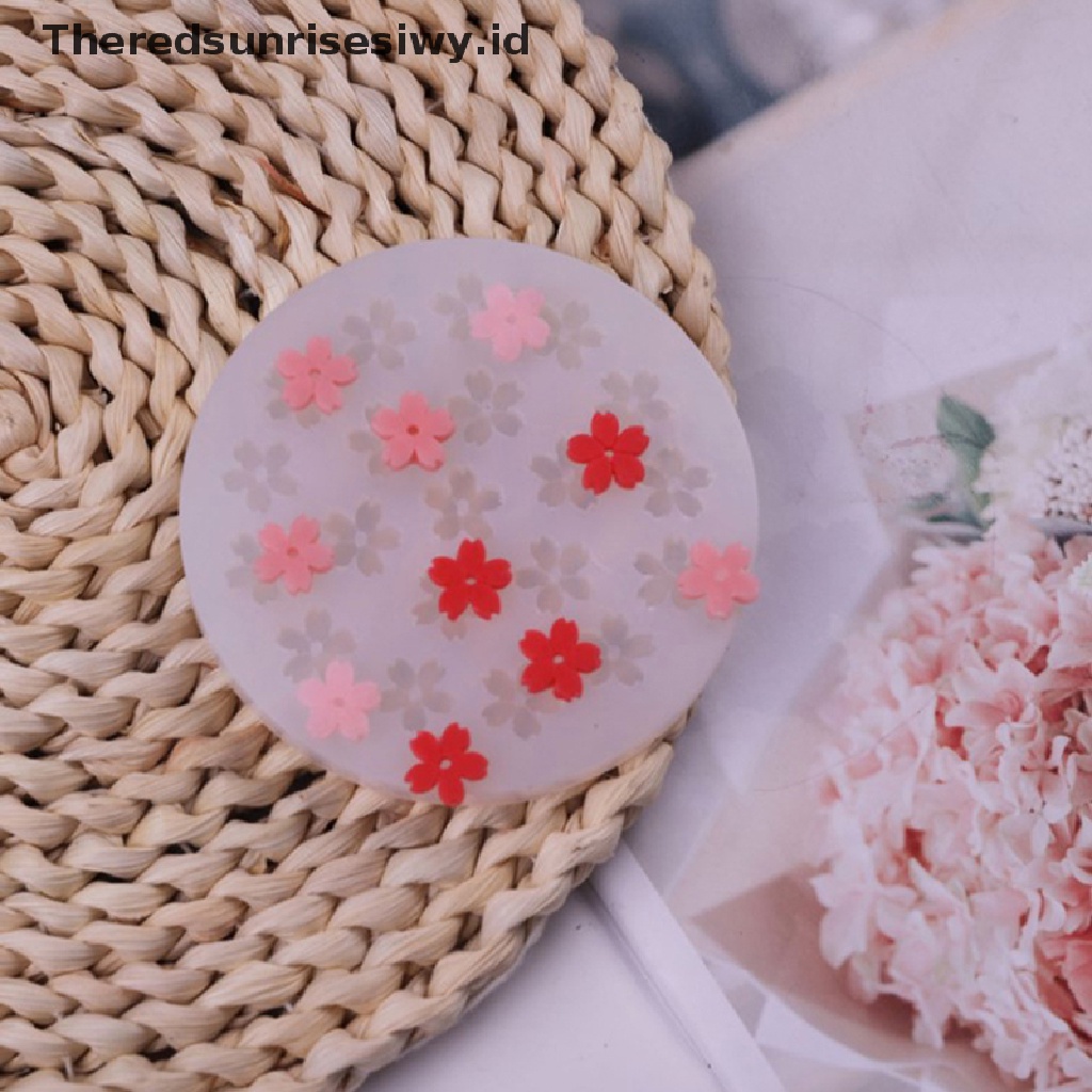 # Alat Rumah Tangga # 1 Pc Cetakan Kue / Coklat / Fondant Bentuk Bunga Sakura Mini Bahan Silikon