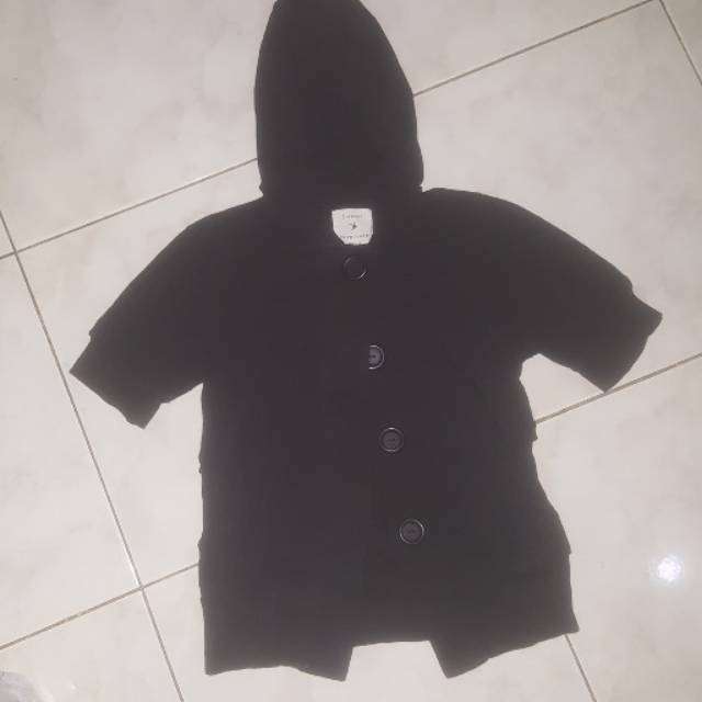 FOREVER 21 Preloved Second Bekas Kaos Jaket Hoodie Sweater Cardigan Wanita Hitam
