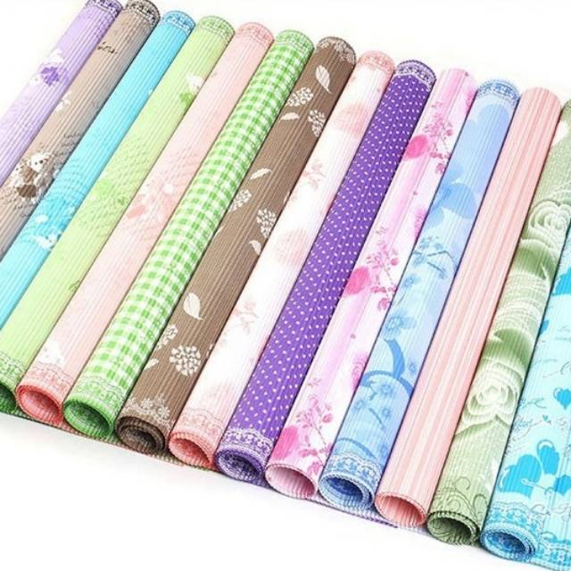 

Kertas kado untuk packing