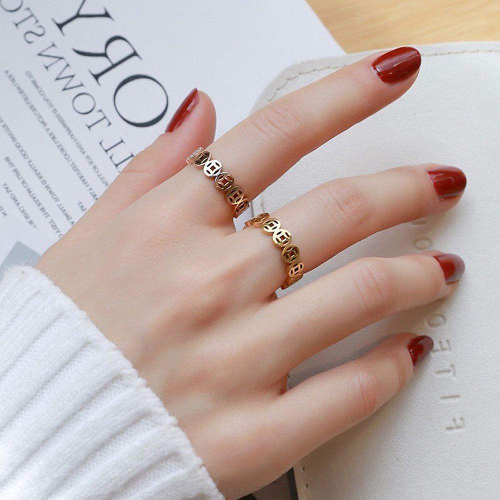 Mxbeauty Wanita Cincin Uang Klasik Retro Ekor Rings Hollow Stainless Steel Untuk Pria Penangkap Koin Rings