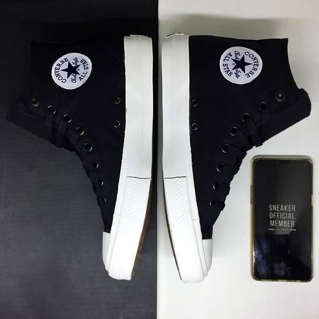 chuck ii black