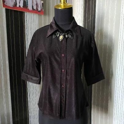 PRELOVED Blouse Atasan Hitam Mirip Bludru
