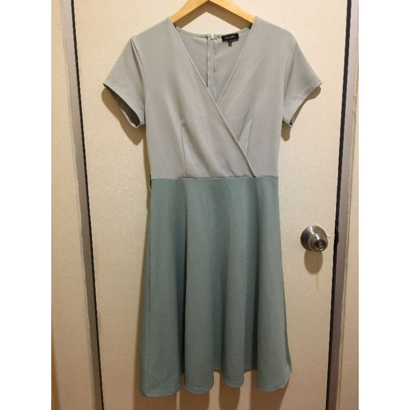 Preloved Baju Dress Wanita merk ZaIora