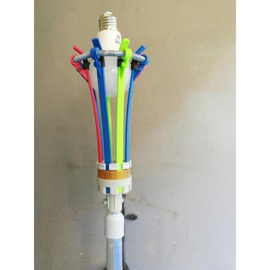 Serba murah '➼ Stick Tongkat Pasang Ganti Bohlam / Galah / Stick Lampu / Stik Lampu newarrival