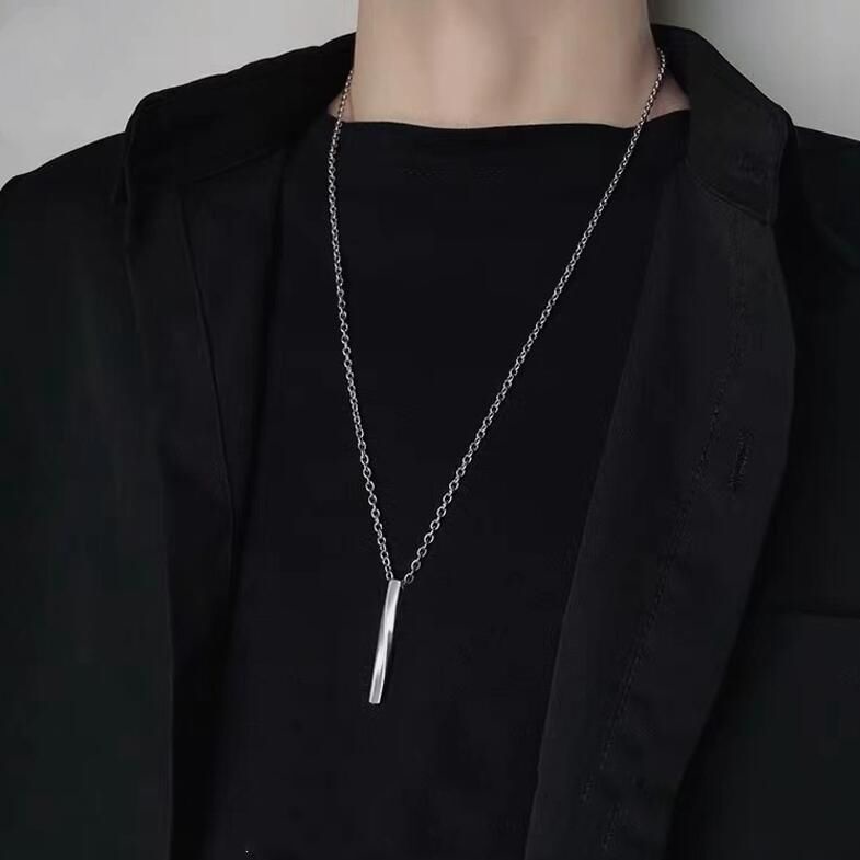 Ins spiral Kalung Panjang Dari Jepang Dan Korea Selatan Pria Pasang Hip Hop Wanita Sederhana Ketidakpedulian Angin Sweater Kalung Liontin Pasang