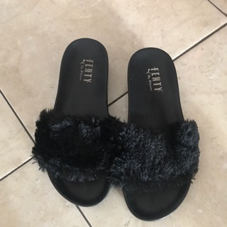 puma fenty flip flops