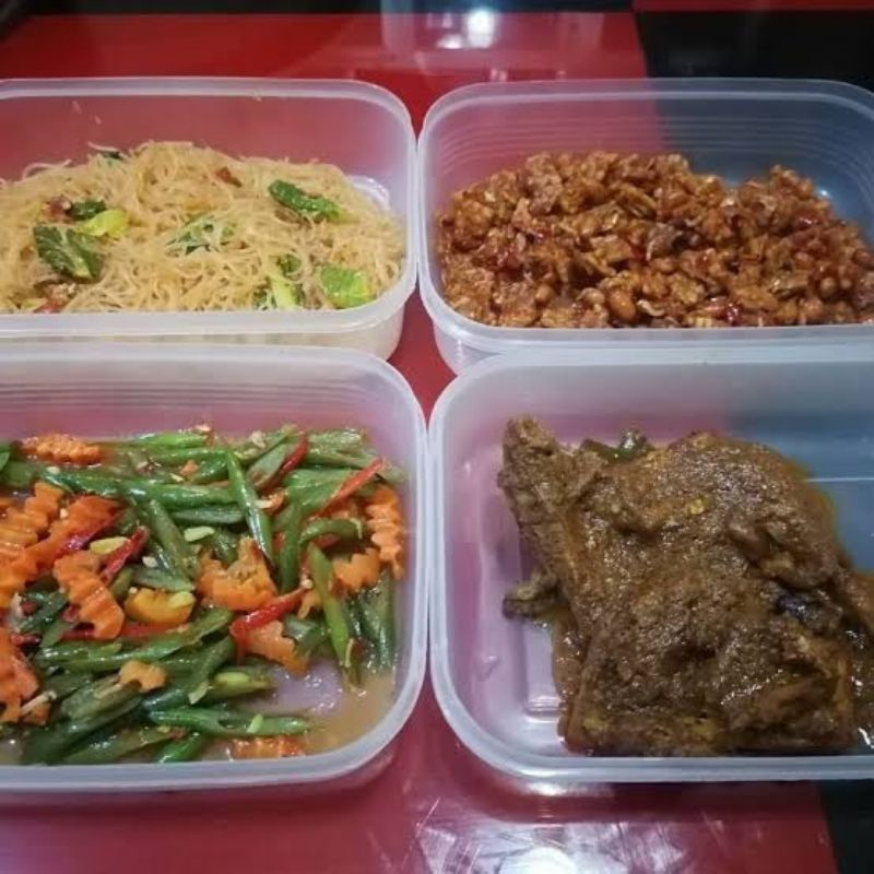 

daily cathering!!!! 3-4 porsi /bandung /halal/enak