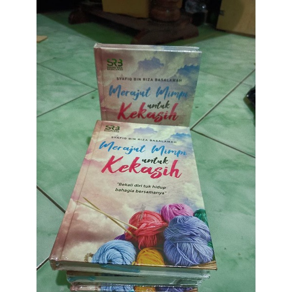 Merajut Mimpi Untuk Kekasih