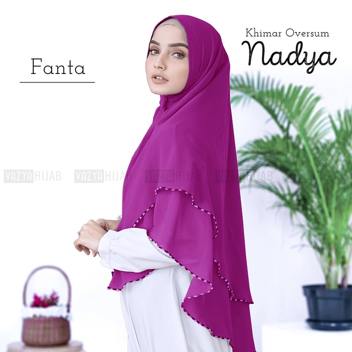 Jilbab Hijab Dua Layer/ Khimar Syari Nadya Hitam