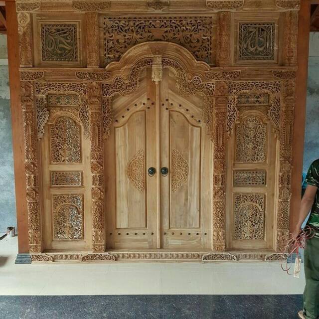 gebyok ukir jawa murah terbaru unik elegan istimewa antik seni kayu jati