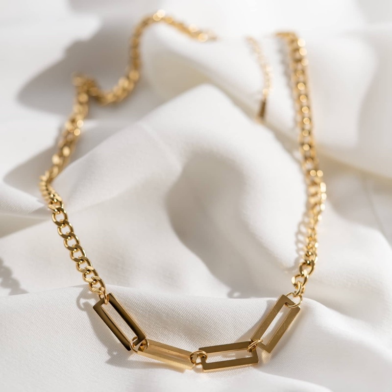 Zora Necklace / Kalung Zora - Titanium