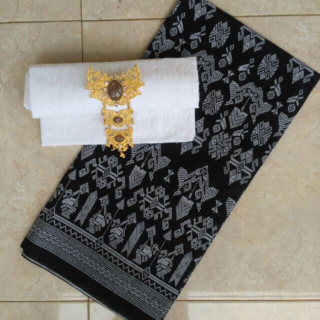 set kain batik dan embos