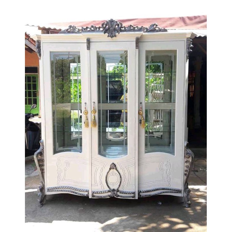 Lemari Hias Minimalis Putih