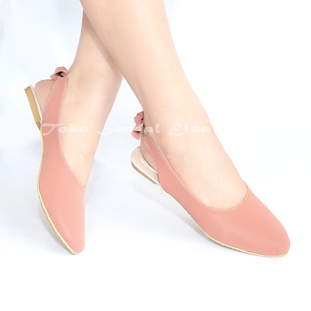 TERBARU SEPATU WANITA FLATSHOES KEKINIAN SLIP ON PEREMPUAN FLAT SHOES SPATU CEWEK PLET SLIPON CEWE IBU IBU2 PLATSHOES PLAT KR03