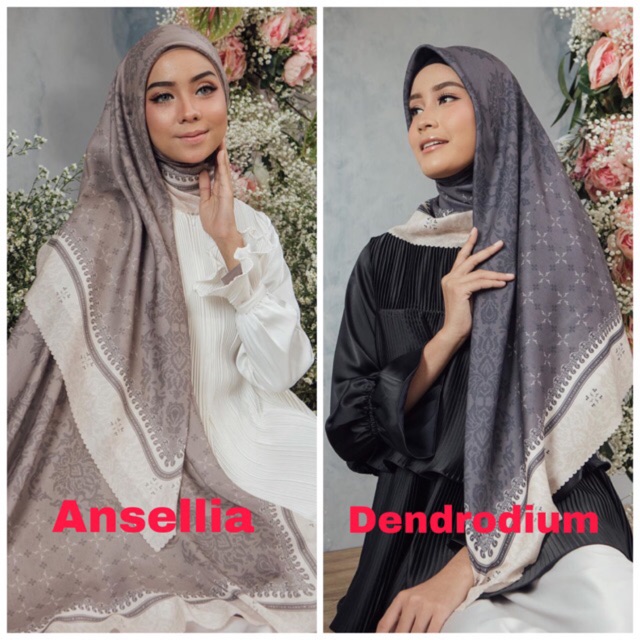 Anggrek Scarf Wearing Klamby