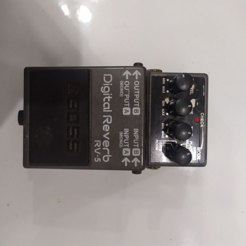 Boss Reverb RV5