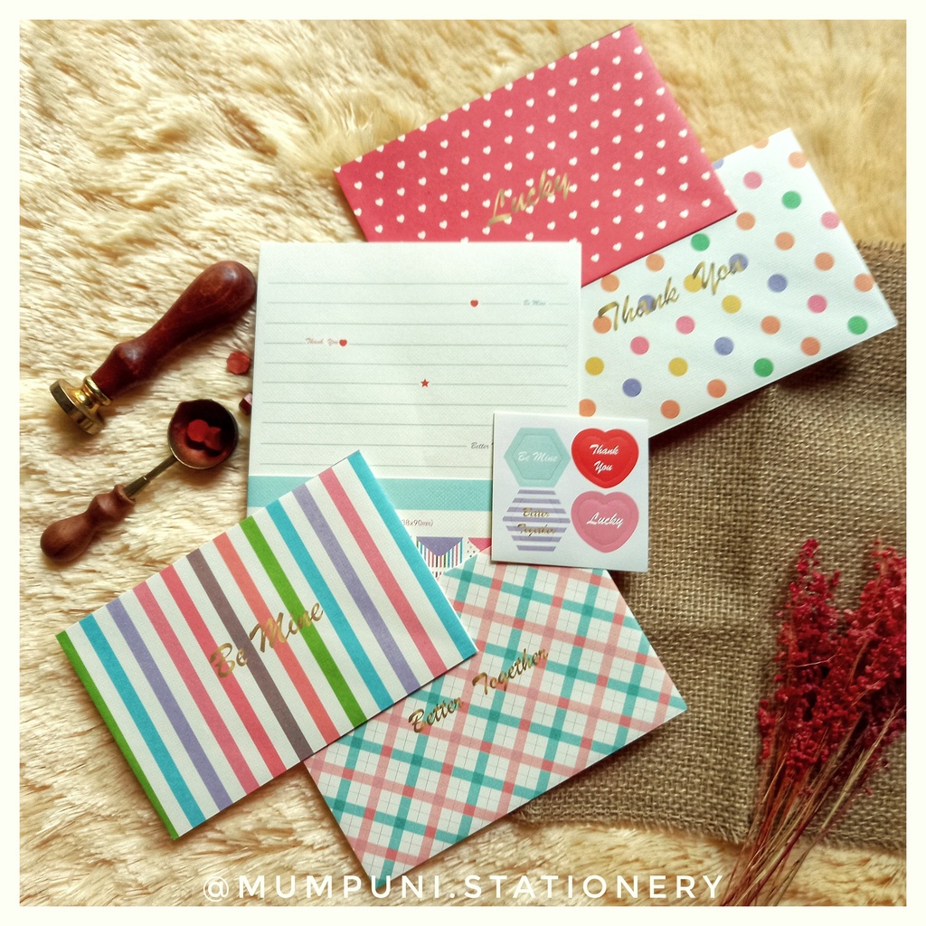 

Set Amplop dan Kertas Surat