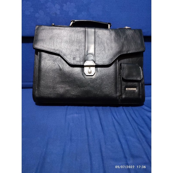 tas kerja/tas dokumen/tas laptop genova
