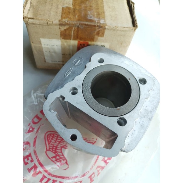 cylinder block honda cb100 k0 k2 original new old stok block honda cb100 original nos