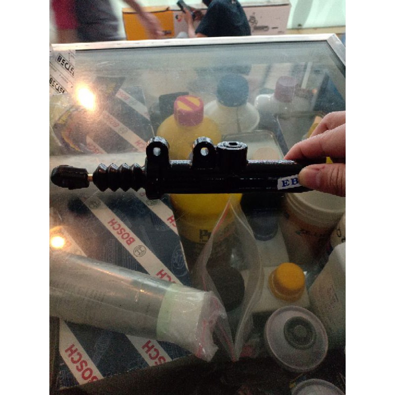 Master kopling atas mercy boxer w124