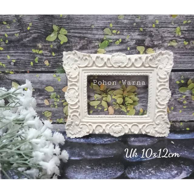 Scrapbook Frame Resin