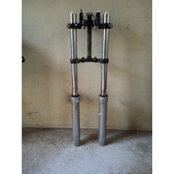 SHOKBEKER SOK DEPAN MEGAPRO HIU ORIGINAL COPOTAN