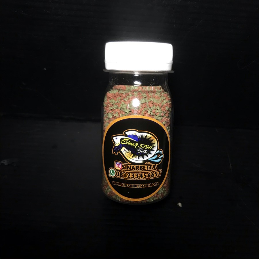 Pelet Thailand untuk Ikan Cupang Hias