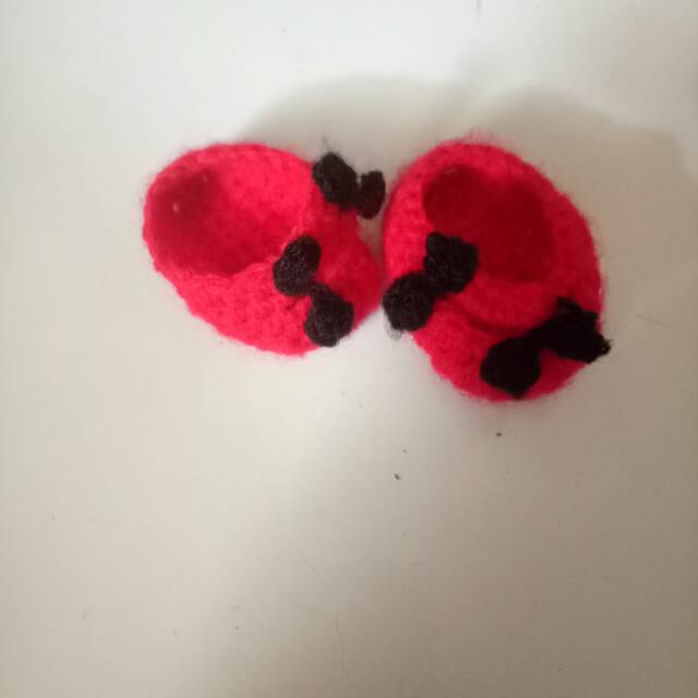 Sepatu rajut untuk boneka mellchan