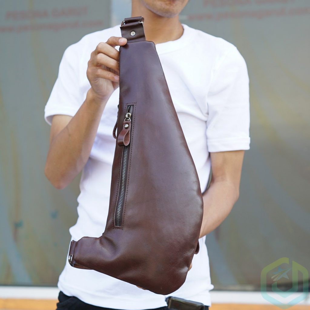 Tas Selempang Pria DB05  Kulit Sapi Asli Pullup Model Keren