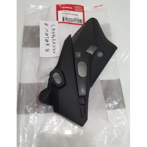 cover kupingan lampu depan kanan new CB 150R 105 R ori AHM