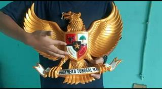 Jual Lambang Garuda Pancasila Dinding Bahan Fiber Ukuran 40 X 46 Cm