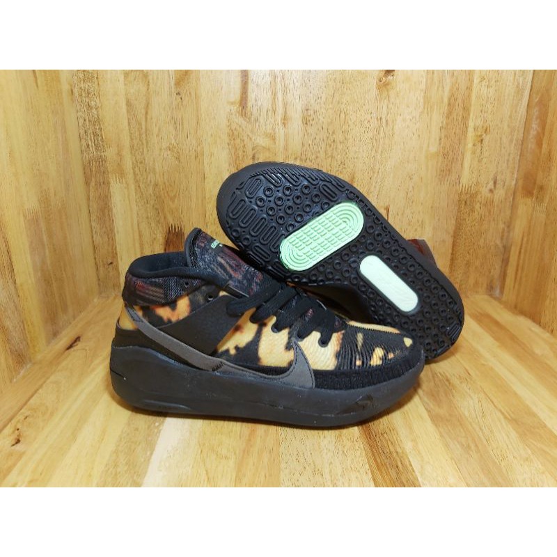 sepatu basket kd 13 bleached plaid