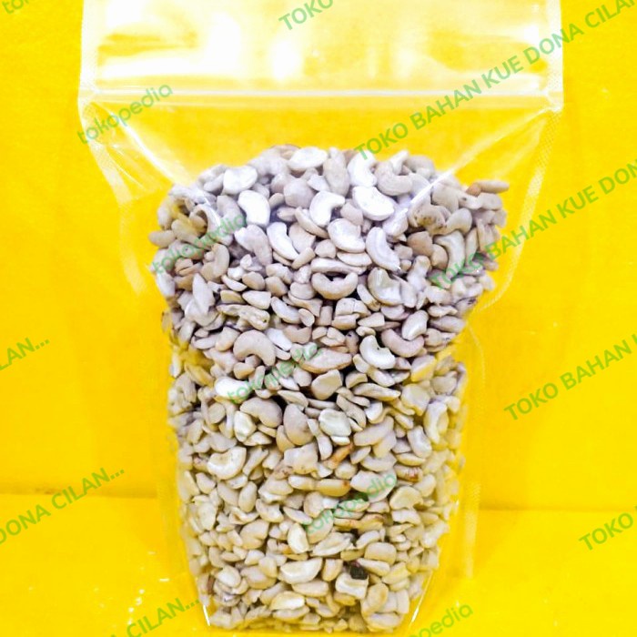 

kacang mede belah 4 repack 1kg tokomaju1625