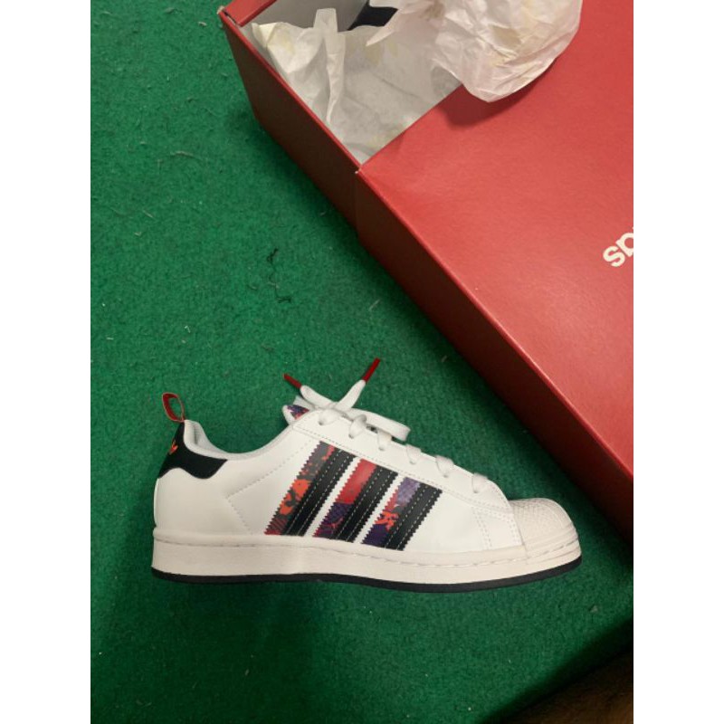 Adidas superstar