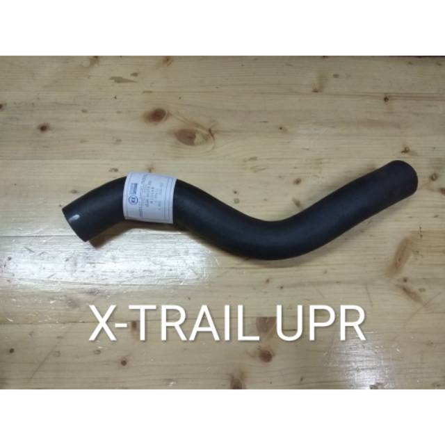 Selang radiator atas X-Trail