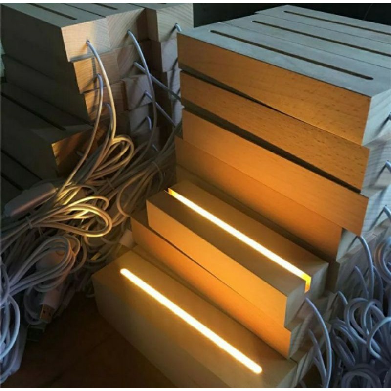 STAND KAYU/TATAKAN KAYU/WOODEN STANDING AKRILIK LAMPU LED