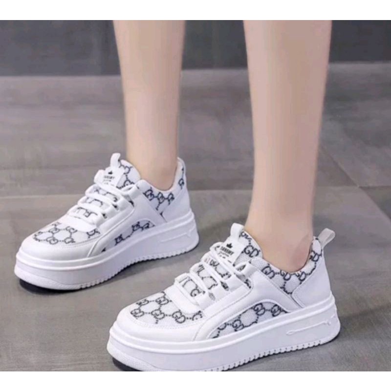 Sepatu Fashion Wanita Korea Trendy/Sepatu Sneakers kekinian NS603/Sepatu cantik sneakers korea KSM