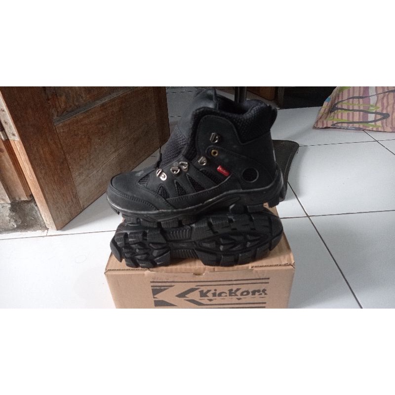 sepatu boots kickers safety kulit asli