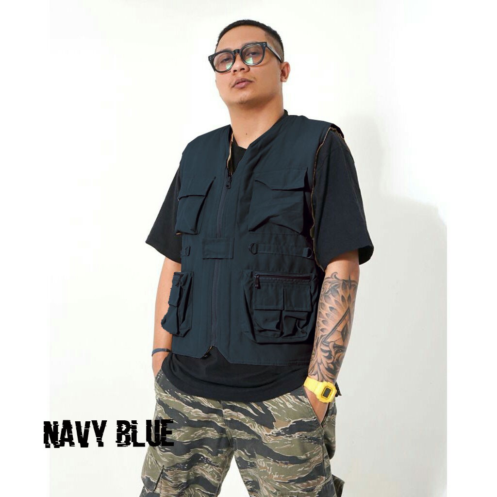 Jaket Rompi / Pria / Rompi / Kerah Oblong / V neck / Vest / Cowok / Motor / Kantong Banyak / Mancing